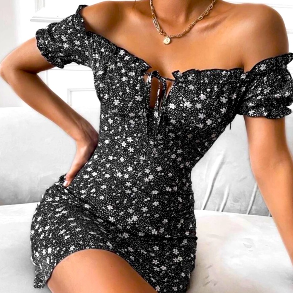 Ditsy floral off shoulder bodycon Dress!!